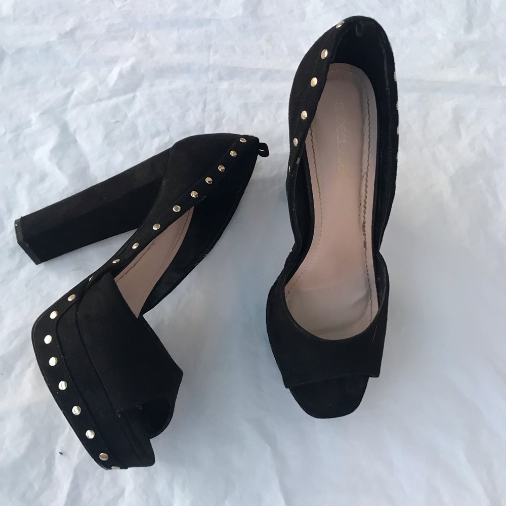 Shoe Dazzle Black Platform Studded Heel Size 8.5
